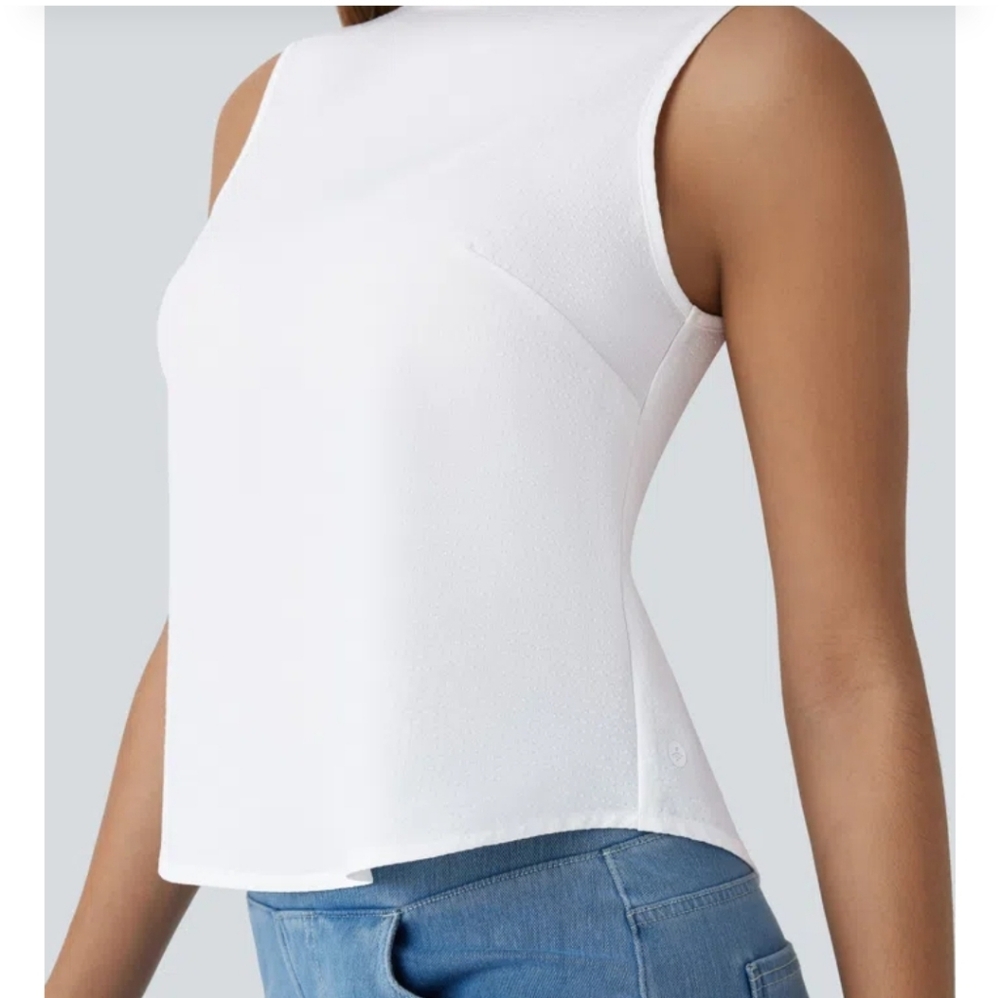 NWT Halara Round Neck Sleeveless Tie Back Casual Top Sz. S Tank Blouse - Picture 3 of 4